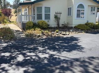 899 Tuberose Trl, Redding, CA 96003