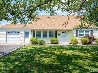 6 Frederick Ave, Colonia, NJ 07067
