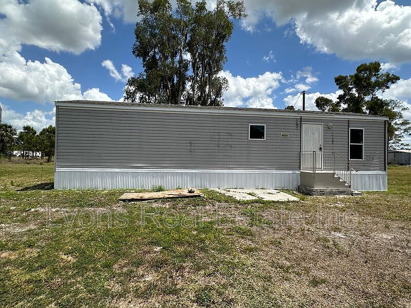 1st image of 8086 Heck Dr #18