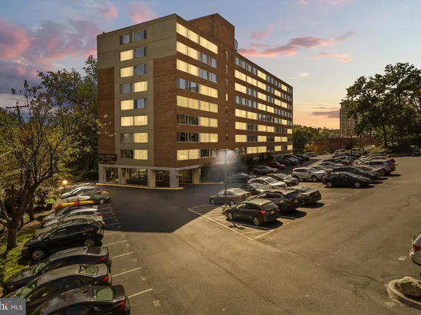 1210 N Taft St APT 302, Arlington, VA 22201