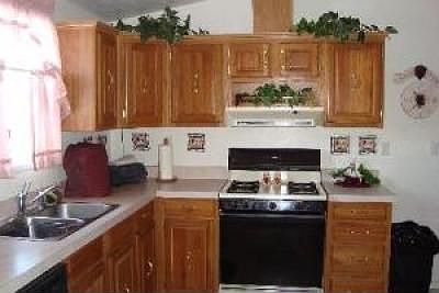 3rd image of 160 Scarlet Dr