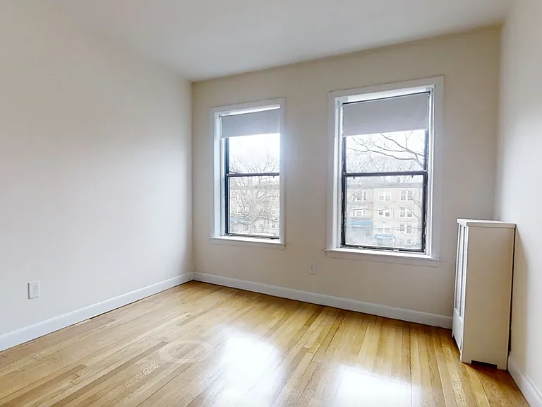 1124 Commonwealth Ave — Photo 112