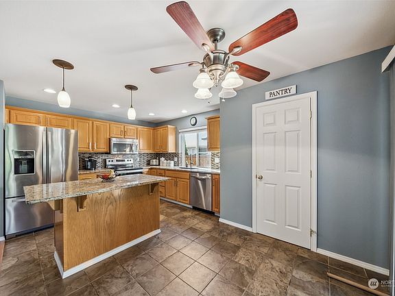 5th image of 12813 171st Street Ct E