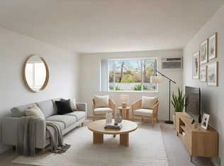 Evergreen, Ann Arbor, MI 48108