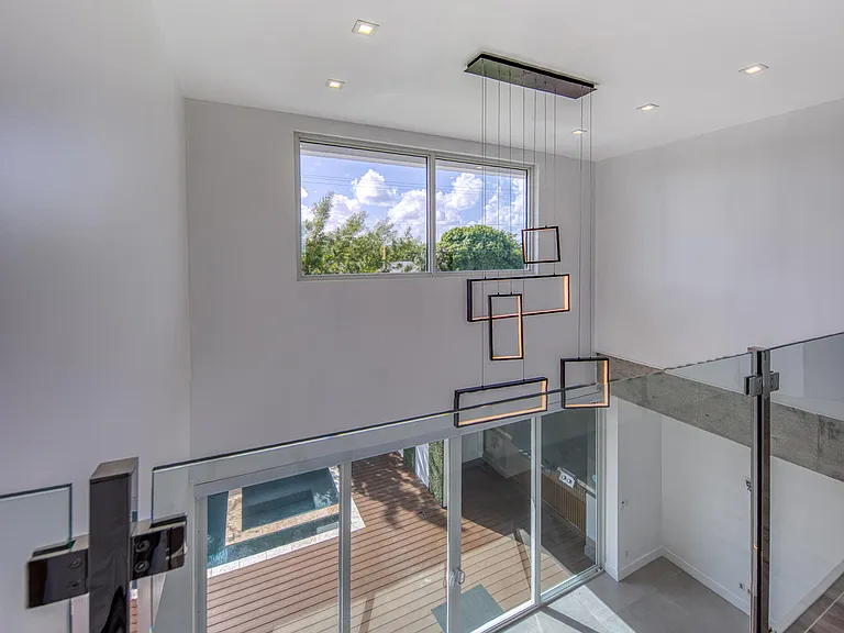 714 6th Ave N #1 — Photo 31