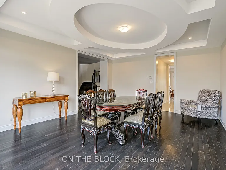 24 Whitewood Dr — Photo 33