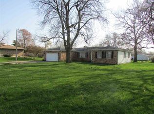 2814 Grape Rd, Mishawaka, IN 46545