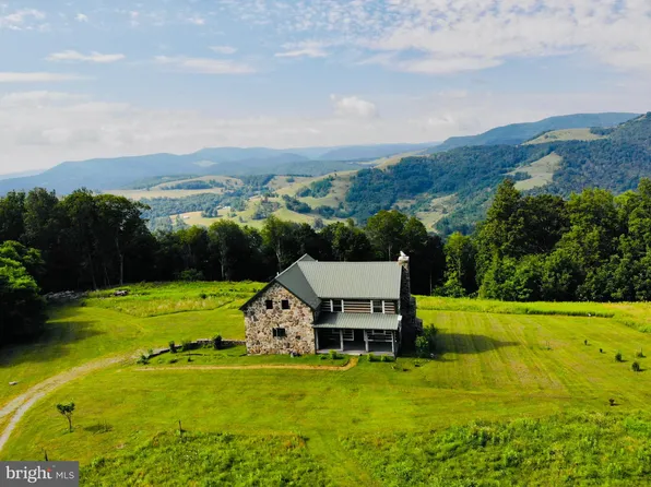 34 Meadows Rd E, Dryfork, WV 26263