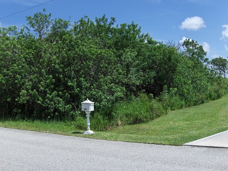 1st image of 1867 Plantation Cir SE