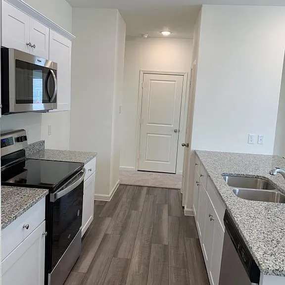 1640 Hossler Trl — Photo 26