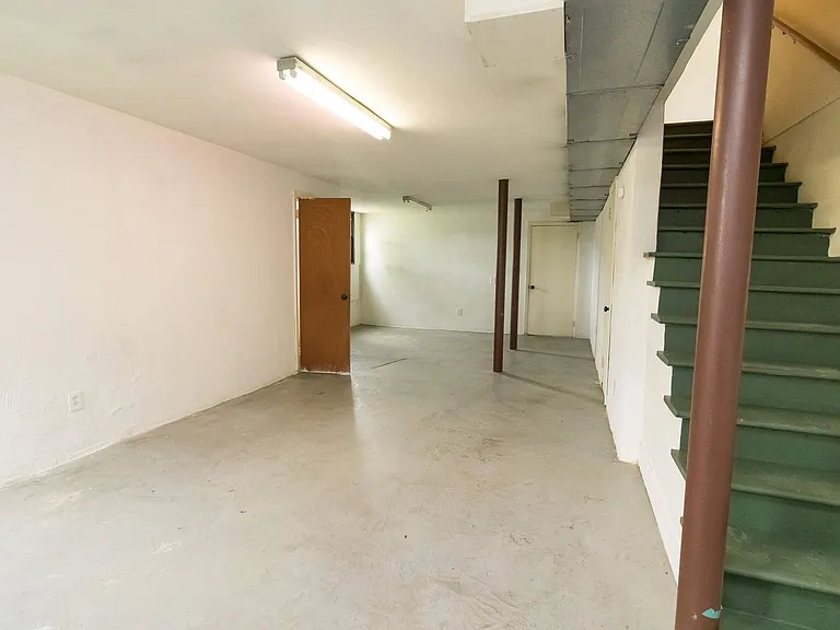 116 Centro St — Photo 23