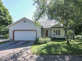 7225 E Valley Ridge Dr, Madison, WI 53719