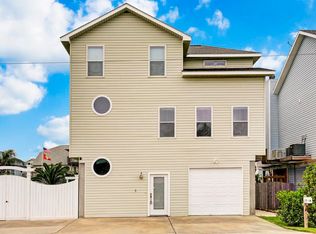 1 N Curlew St #A, La Marque, TX 77568