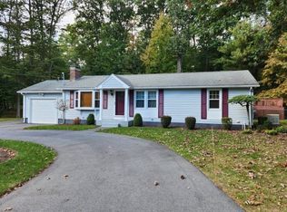 279 Twin River Rd, Lincoln, RI 02865