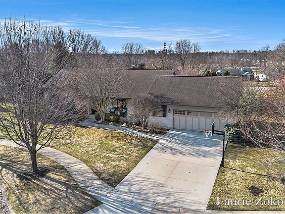 4th image of 4110 Cummings Ct NW