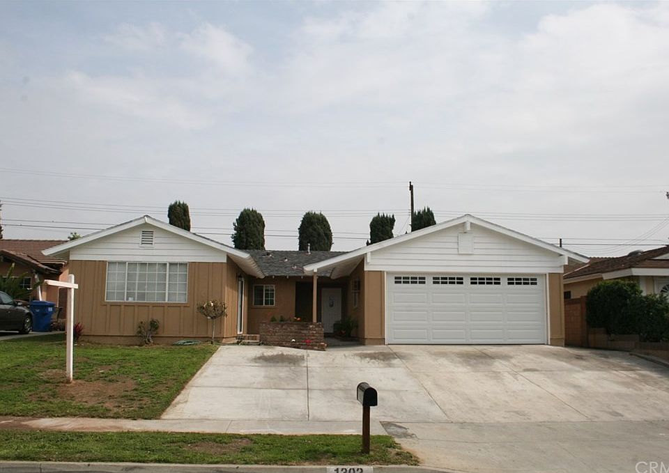 1st image of 1302 Hartview Ave