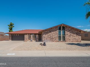 9408 W Cedar Hill Cir, Sun City, AZ 85351