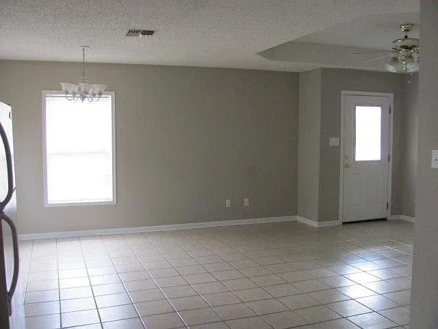 358 Monarch Dr — Photo 10