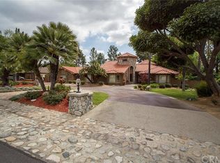 828 Alamosa Dr, Claremont, CA 91711