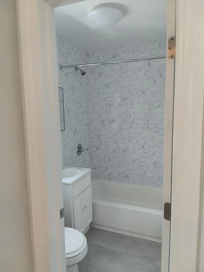 1 bed, 900 sqft, $1,900 — Photo 4