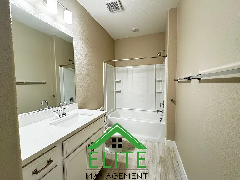 3004 Mulvaney Ave — Photo 18