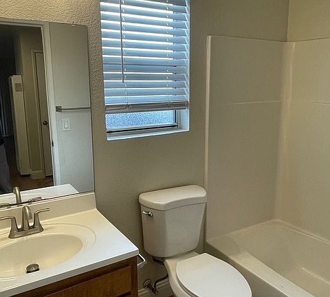 3rd image of 1814 N Dutton Ave #17