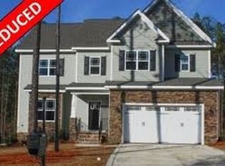 79 Valleybrook Ln, Spring Lake, NC 28390