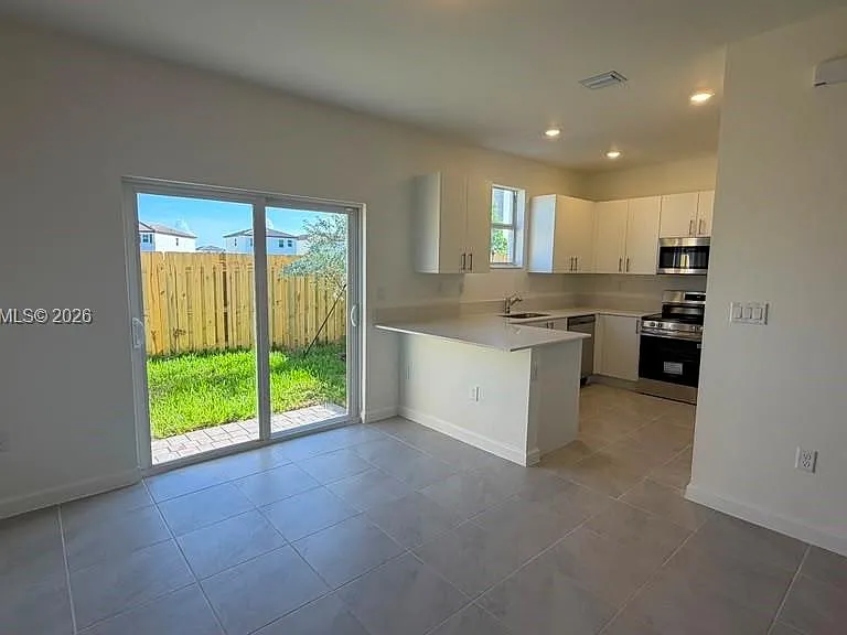 2537 SE 25th Dr #2537 — Photo 3
