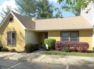 590 Pebblecreek Ct, Charlottesville, VA 22901