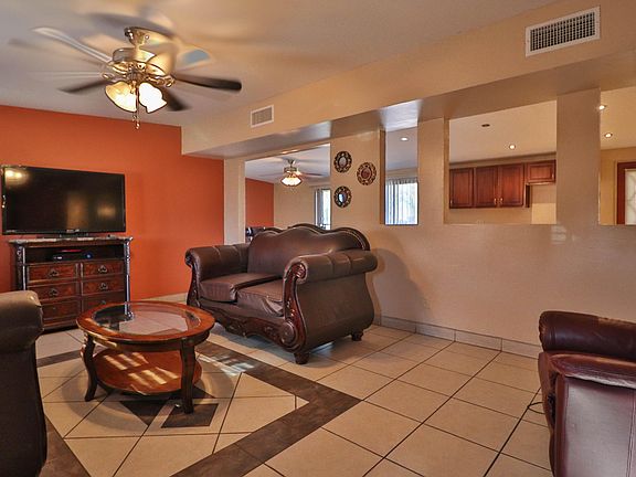3rd image of 5555 S Oriole Ave