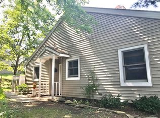 25 Alden Ter, Millbrook, NY 12545
