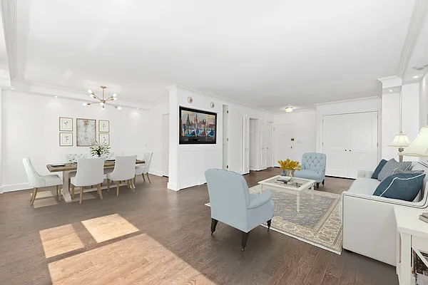 Sold by Triplemint | media 9