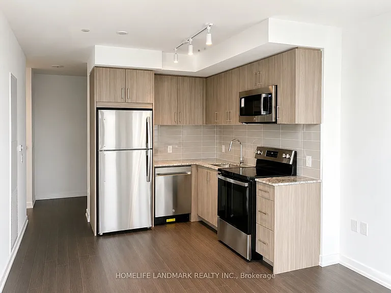 4010 Eglinton Ave W #812 — Photo 5