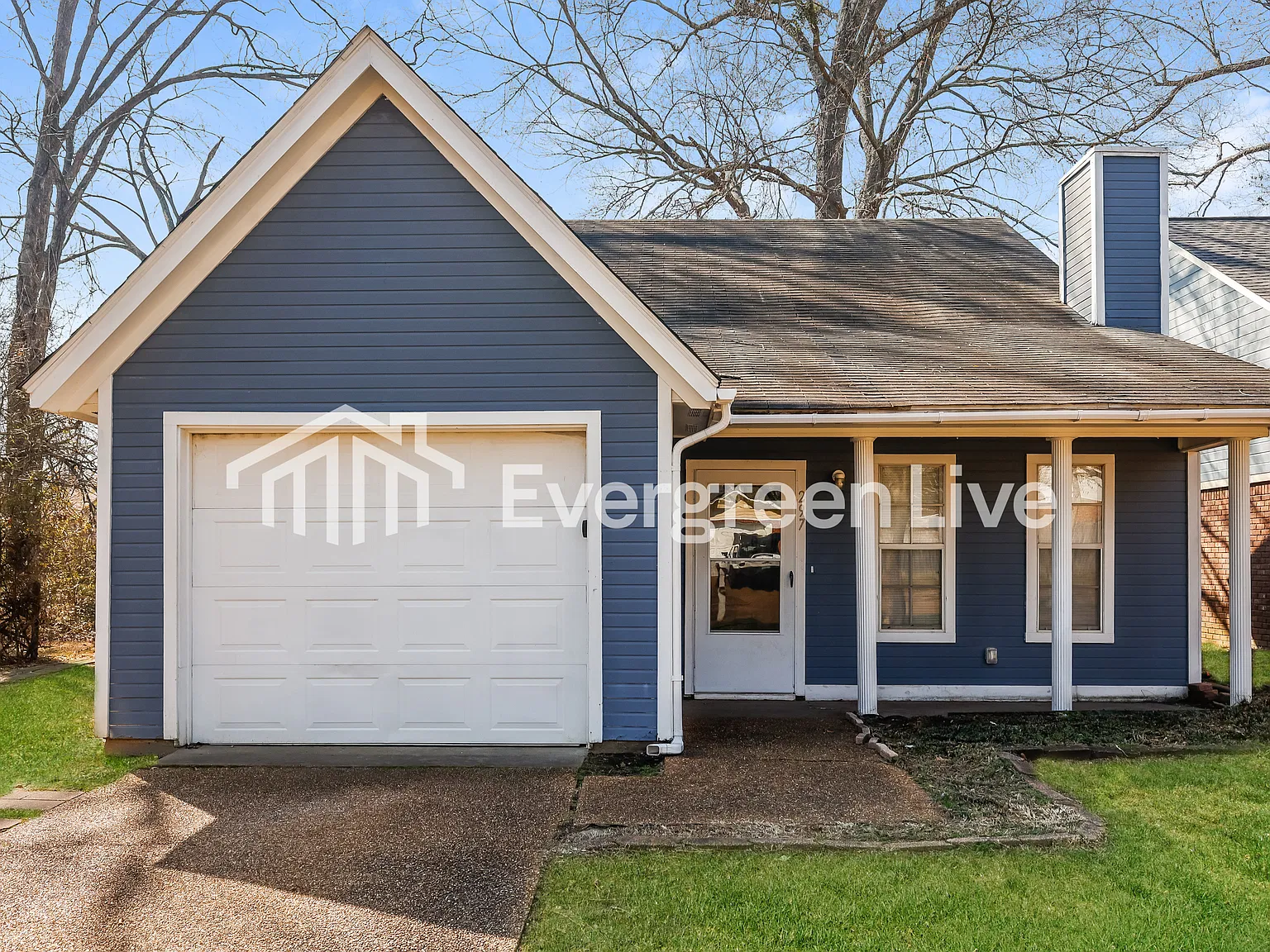 3 bed, 2.0 bath, 1300 sqft, $1,495 — Photo 1