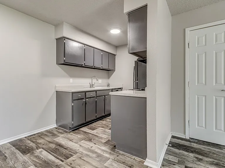 Riverpark - Kitchen