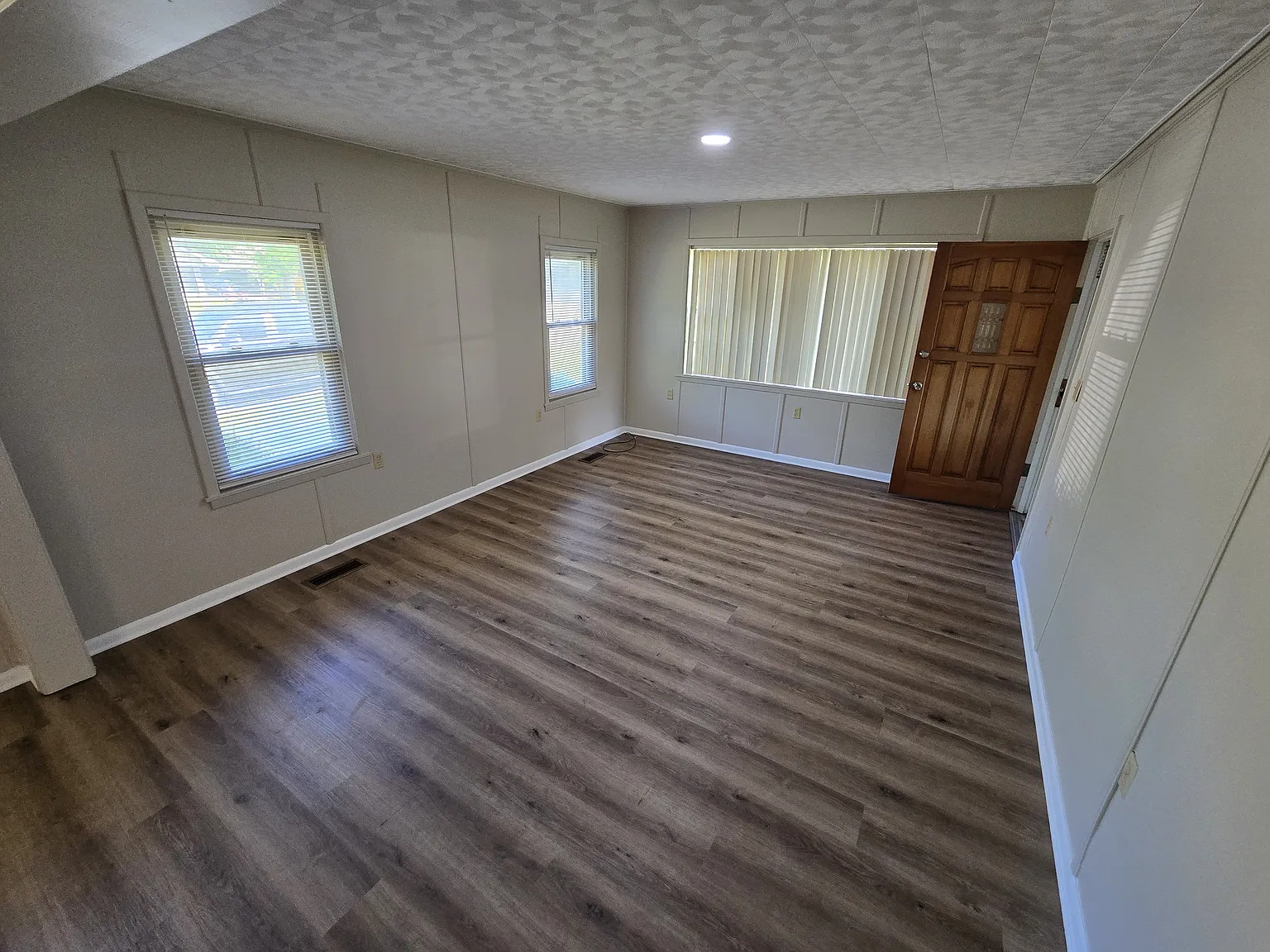 3 bed, 1526 sqft, $1,250 — Photo 3