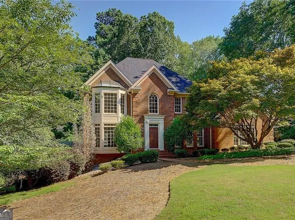 7755 Landowne Dr, Sandy Springs, GA 30350