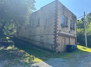 233 Thompson Run Rd, Pittsburgh, PA 15235