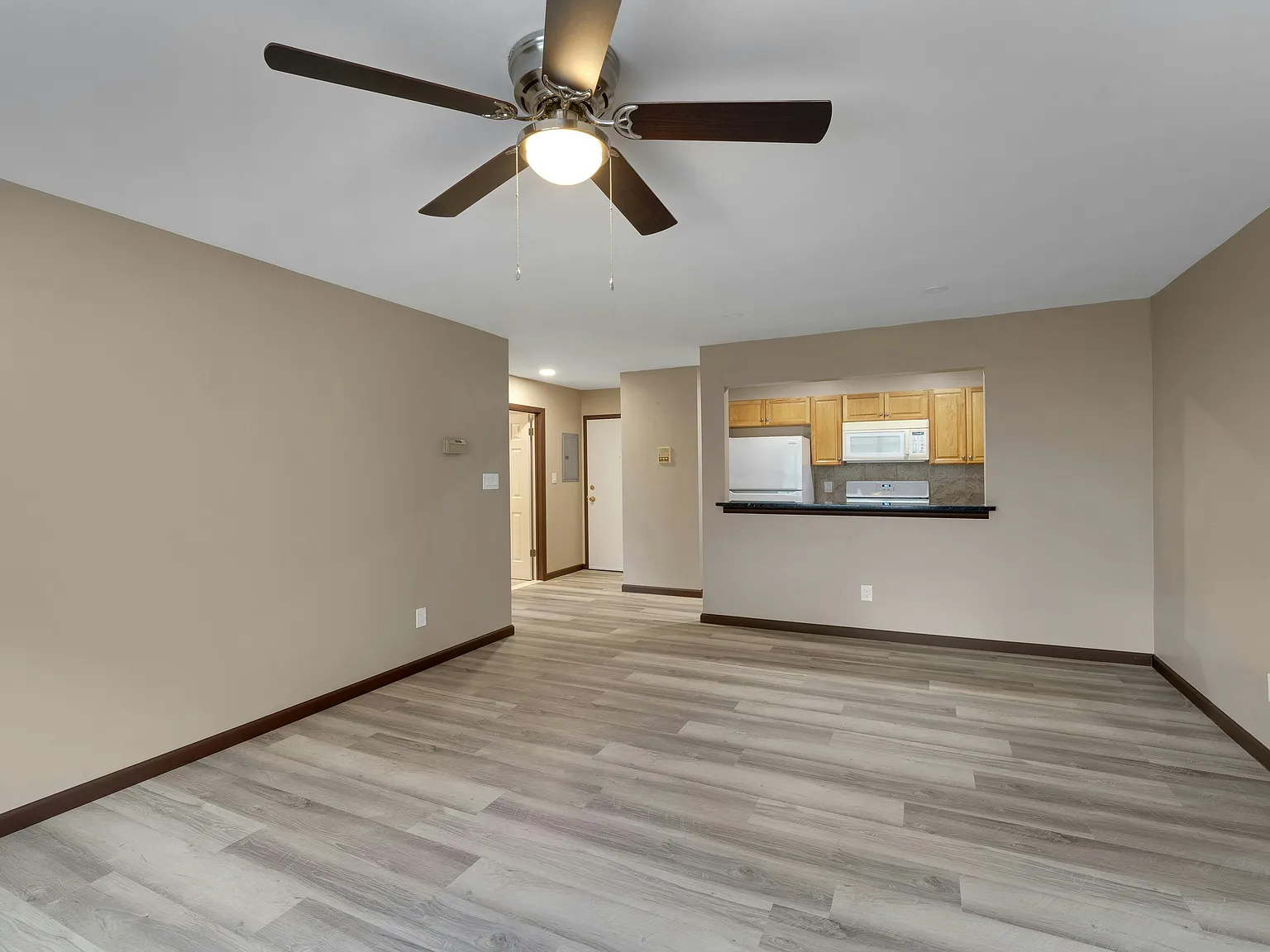 1 bed, $2,200 — Photo 2