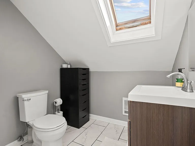 143 Washington Cir #3 — Photo 6