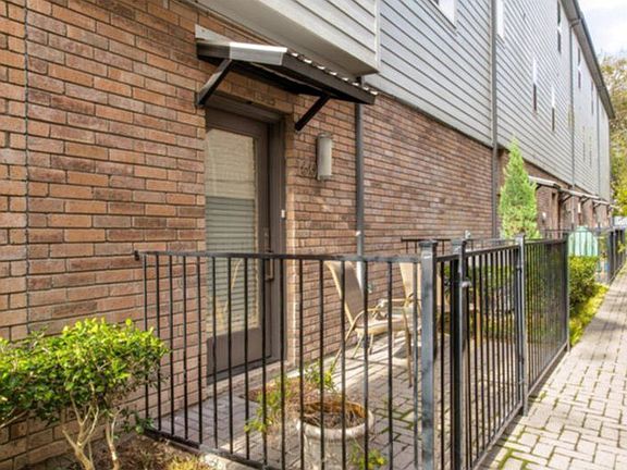 4th image of 6051 Ross Ave #110