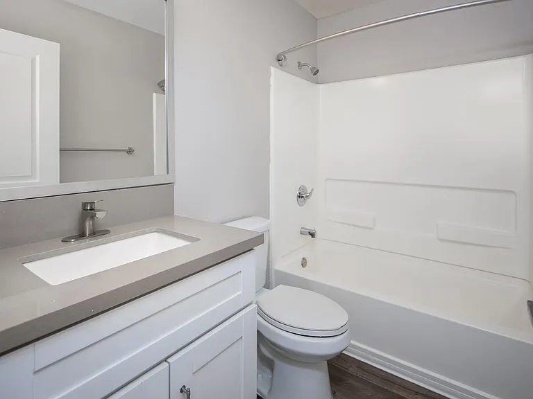 725 Alturas Ln — Photo 14