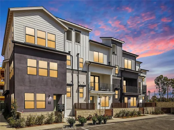 19071 Main St #105, Huntington Beach, CA 92648