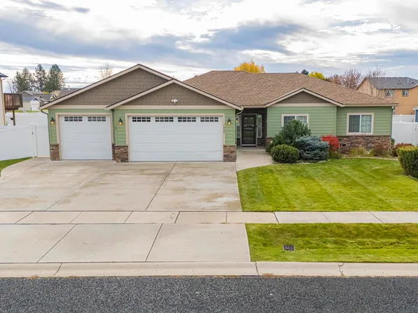 1804 E Johnson Ln, Deer Park, WA 99006