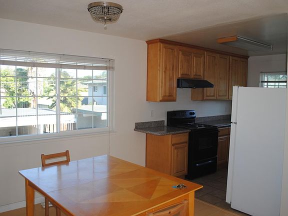 3rd image of 440 Richfield Dr