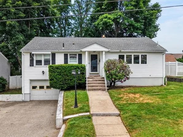 165 Salem Ave, Cranston, RI 02920