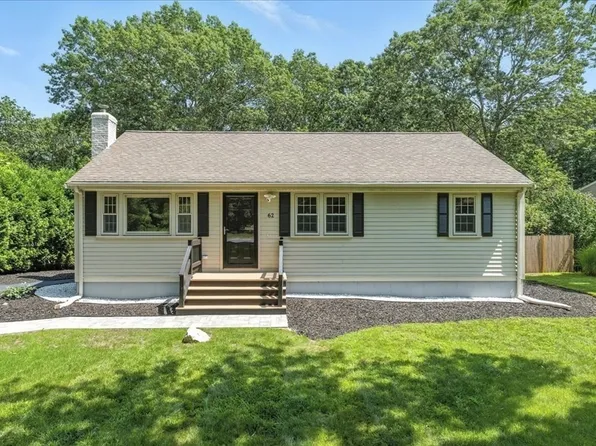 62 Jan Marie Dr, Plymouth, MA 02360