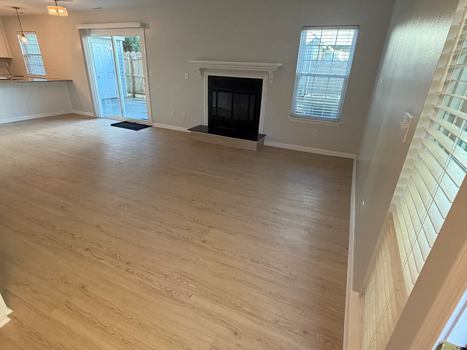 2 bed, 2.5 bath, 1254 sqft, $1,975 — Photo 4