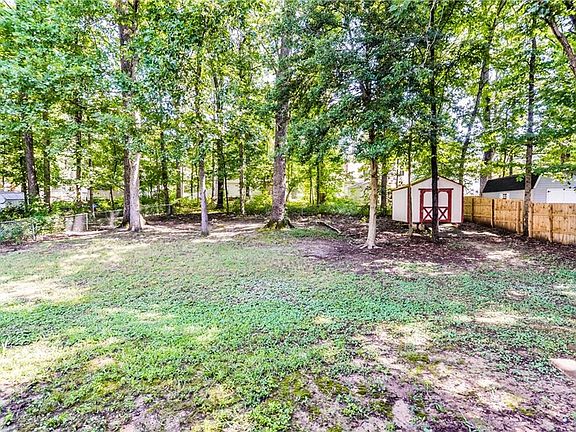 5th image of 9612 Rainbrook Dr
