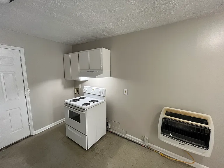 2695 Roy St #D — Photo 4